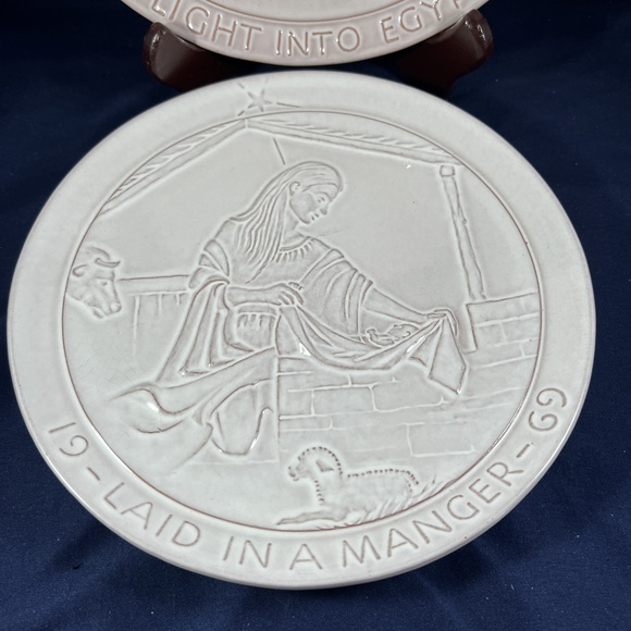 Frankoma John Frank 1968 Flight Into Egypt 1969 Laid In A Manger - Picture 3 of 6